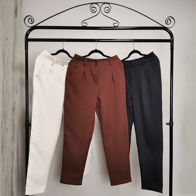 calça alfaiataria feminina preta marrom bege look casual chic com blusa
