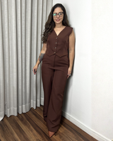 Conjunto Alfaiataria Colete Curto e Calça Wide Leg Marrom Isabel