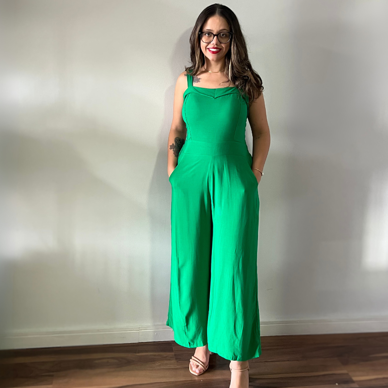 Macacão Pantalona em Viscolinho Verde