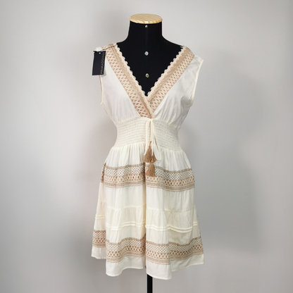 Vestido Curto em Algodão Amara